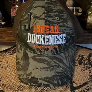 Duck Dynasty A&E like new hat camo